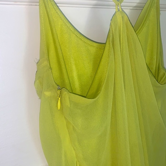 Vera Wang top✅ - Picture 7 of 7